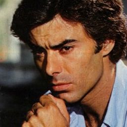 Luis La Torre - 阿隆桑芳演員 飾演