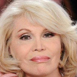 Amanda Lear - Mon amour de fantôme演員 飾演Elizabeth