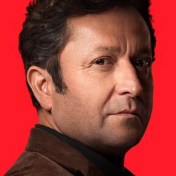 丹尼爾·阿爾卡伊諾 飾演 Achondo