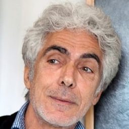 Christian Manon - 意外計程車兵演員 飾演Old Soldier