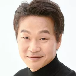 Ryoo Sung-hyun 飾演 Driver Ryoo