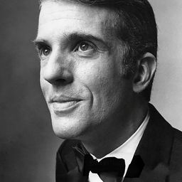 Peter White 飾演 Mr. Alston