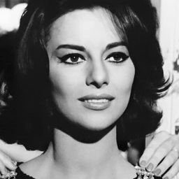 Giovanna Ralli 飾演 Mamma Iole