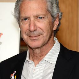 Jeffrey Price - 飆風戰警編劇