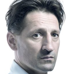 Andreas Patton - 慌心度假屋演員 飾演Paul