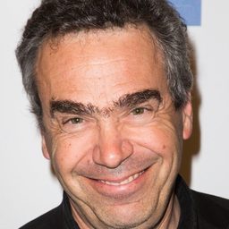 Serge Bromberg 飾演 Self - Filmmaker / Narrator (voice)