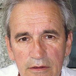 Patxi Bisquert 飾演 