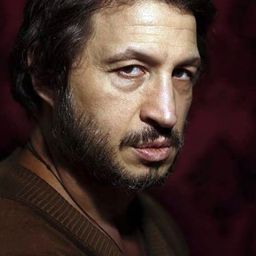 Dimitri Boetto - 飆速快遞演員 飾演Bellata