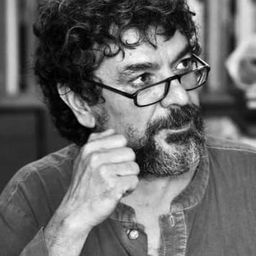 Arif Aşçı 飾演 Arif