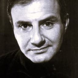 Ted Beniades - 疤面煞星演員 飾演Seidelbaum