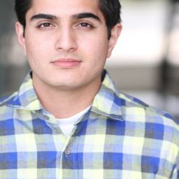 Daniel Castro - 霸凌女教師演員 飾演Rodrigo (Acne Kid)