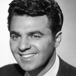 Paul Picerni - 國際機場演員 飾演Dr. Compagno