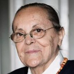 Coral Pellicer - Navajeros演員 飾演Profesora de ballet