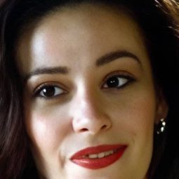 Debra K. Beatty 飾演 Pleasure Unit #2