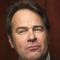 丹·艾克洛德 - Dan Aykroyd Unplugged On UFOs演員 飾演Self