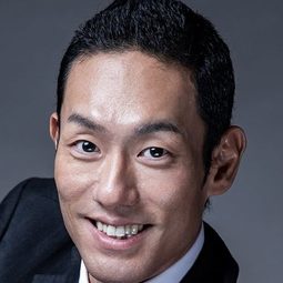 六代目 中村勘九郎 飾演 Young Saburo