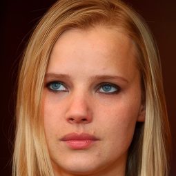 祖安娜古莉 - 她來到我身邊演員 飾演Magdalena Szyskowski