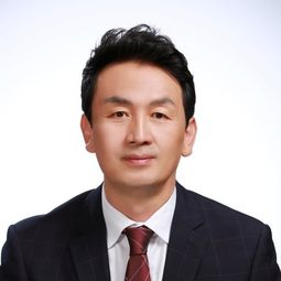 車光洙 - 正義辯護人演員 飾演Park Byeong-ho