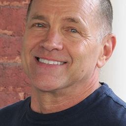 Pete Burris 飾演 Pickup Driver