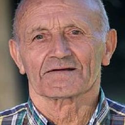 Manuel Cucala 飾演 Ramón