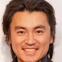 Shin Koyamada 飾演 Shen