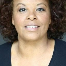 Clair Jaz 飾演 Ségolène