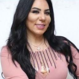 澤娜·曼蘇爾 飾演 