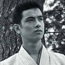 藤瀬賢晁 飾演 