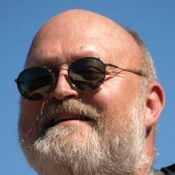 J.B. White - 緣來就在聖誕溪編劇