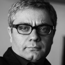 穆罕默德拉穌羅夫 - 浮城記導演