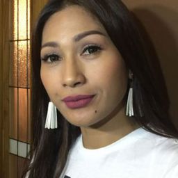 Tata Janeeta 飾演 Shinta