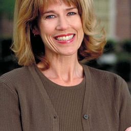 莫莉·琪克 - 美國派：高潮再起演員 飾演Jim's Mother