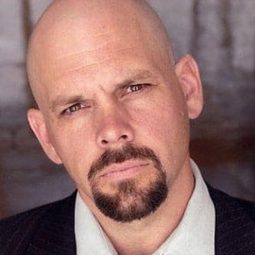 Michael McKay - 法卡·富茲：尺度邊緣導演