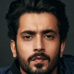 Sunny Singh Nijjar - English Babu Desi Mem演員 飾演Nandu