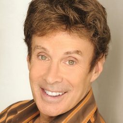 Paul Ryan - 蝴蝶小姐演員 飾演Man in Mod Shop (uncredited)