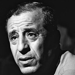 Rouïched 飾演 The Drunk Man (uncredited)