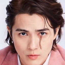 查理·瑞納 飾演 Nack