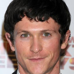 喬納森·塔克 - 霹靂嬌娃演員 飾演Hodak