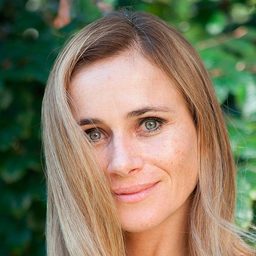 Amaya Forch 飾演 Patricia Solano