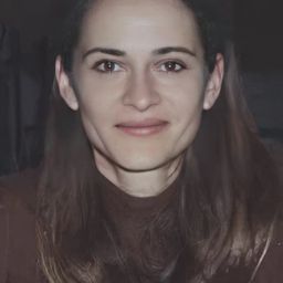 Ina Gogálová 飾演 