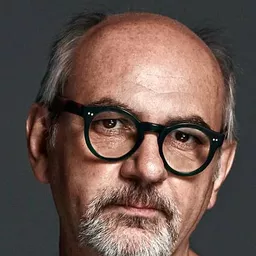 路易斯力高 飾演 Héctor