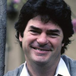 Frank Bonner 飾演 Jim Hudson