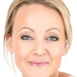 Tess Jamieson-Karaha 飾演 Young Judy Schollum