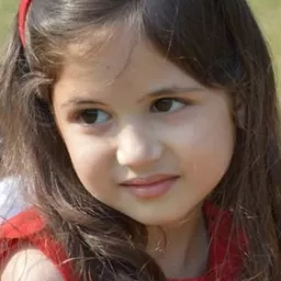 Harshaali Malthotra 飾演 Janani