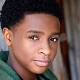 卡利爾·哈里斯 - 男人行不行演員 飾演Duke Hall