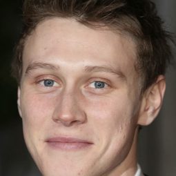 佐治麥基 - 瑪莉安菲絲佛：破碎重生演員 飾演The Record Keeper