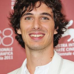 Pierpaolo Spollon 飾演 Stefano