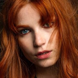 Anastasia Doaga 飾演 Jonna