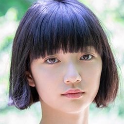 小宮山莉渚 飾演 Kanda Kyoko