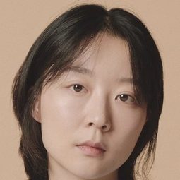 李泰京 飾演 Ji-hye
